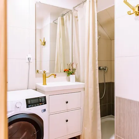 Cozy Flat In Center Apartment Maribor Exterior photo