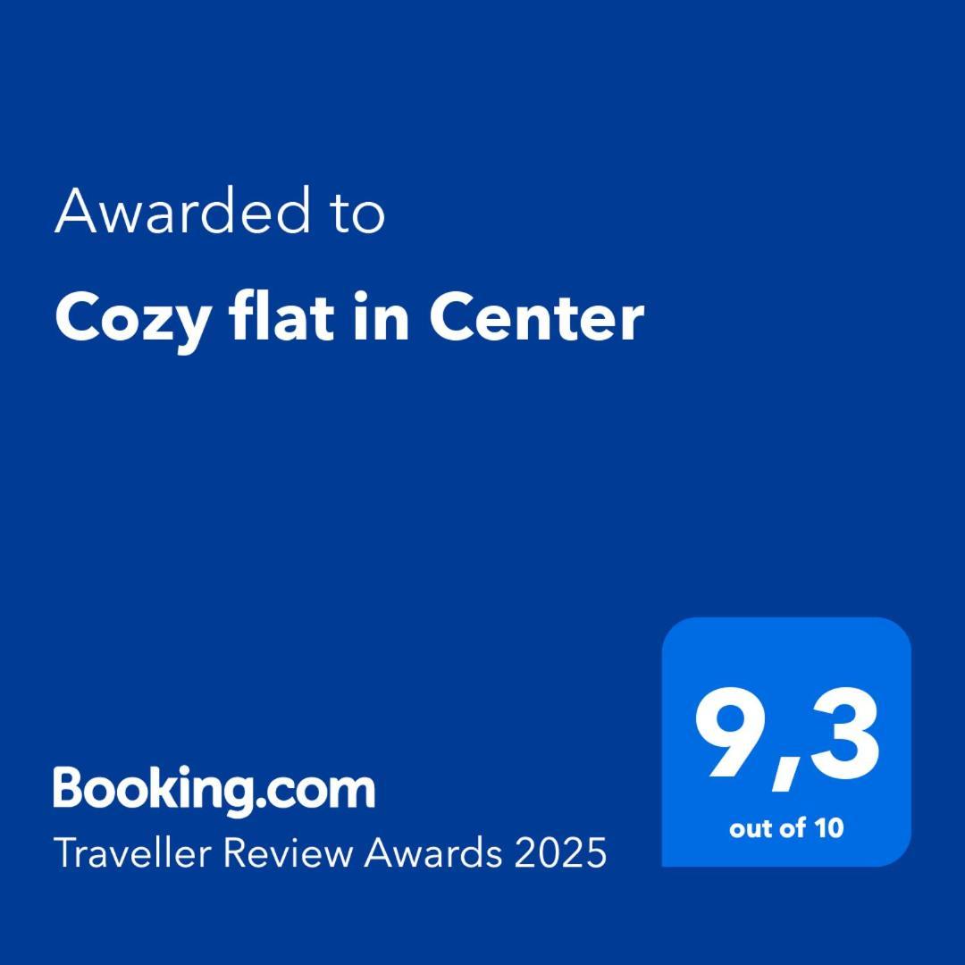 Cozy Flat In Center *